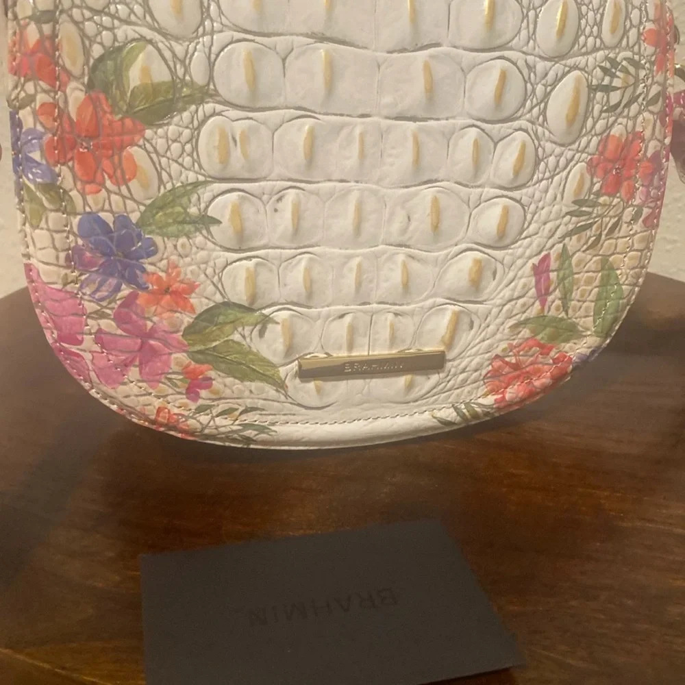 **SOLD** Brahmin Briar White and Pink Floral Crossbody Bag - Picture 7 of 7